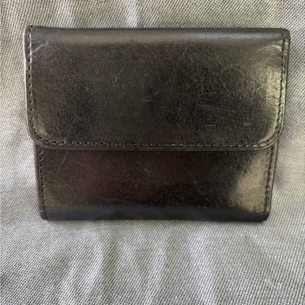 Vintage Coach Black Leather Compact Wallet w/Bill/Coin Pockets